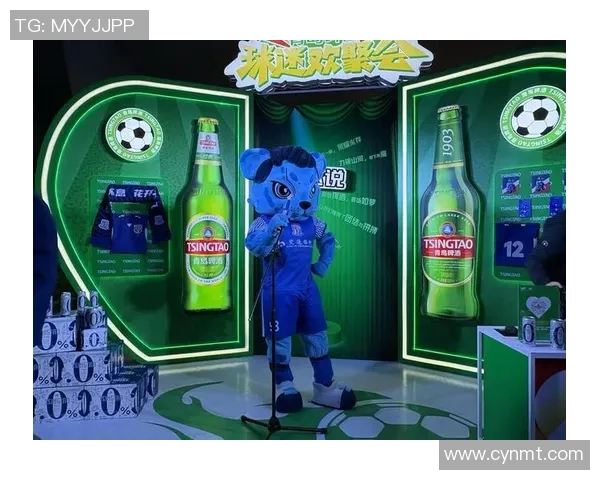 足球扎啤酒的完美搭配让你在赛季中尽享激情与畅快的饮酒体验